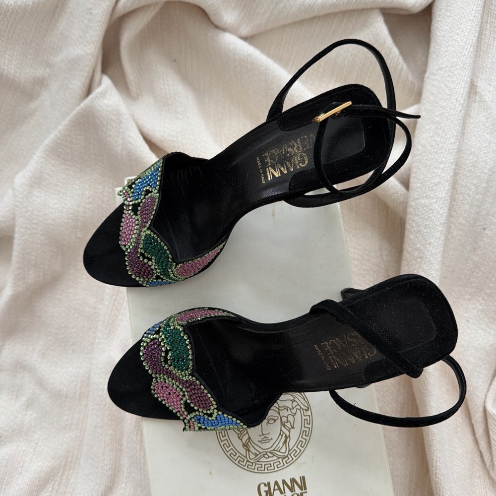 VERSACE - Picture 3 of 3